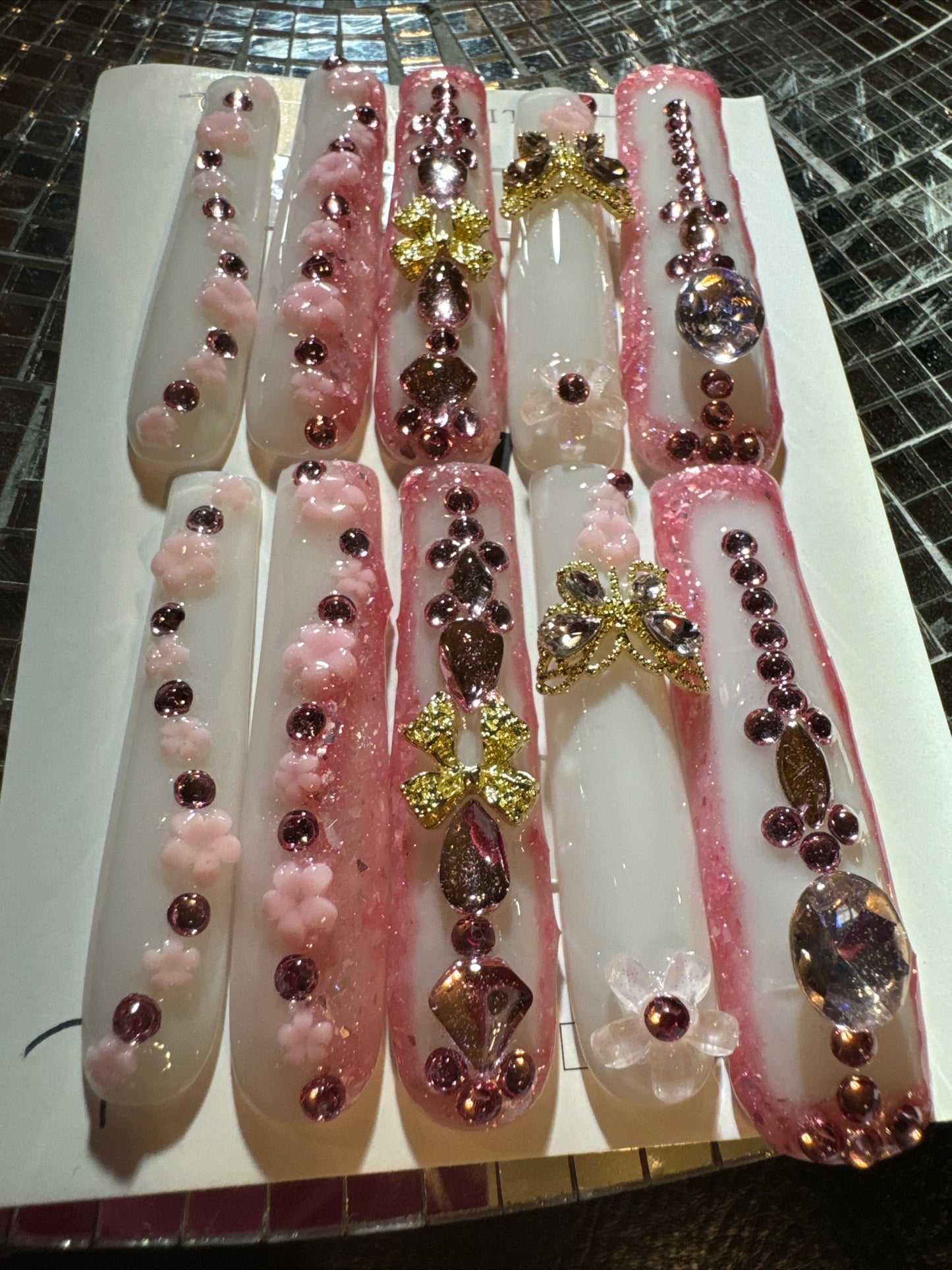 ๐white pink gold floral ๐