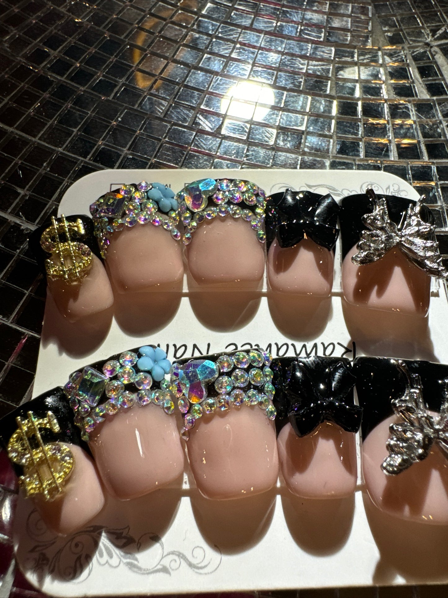🎀 black tip duck 🦆 short 💅
