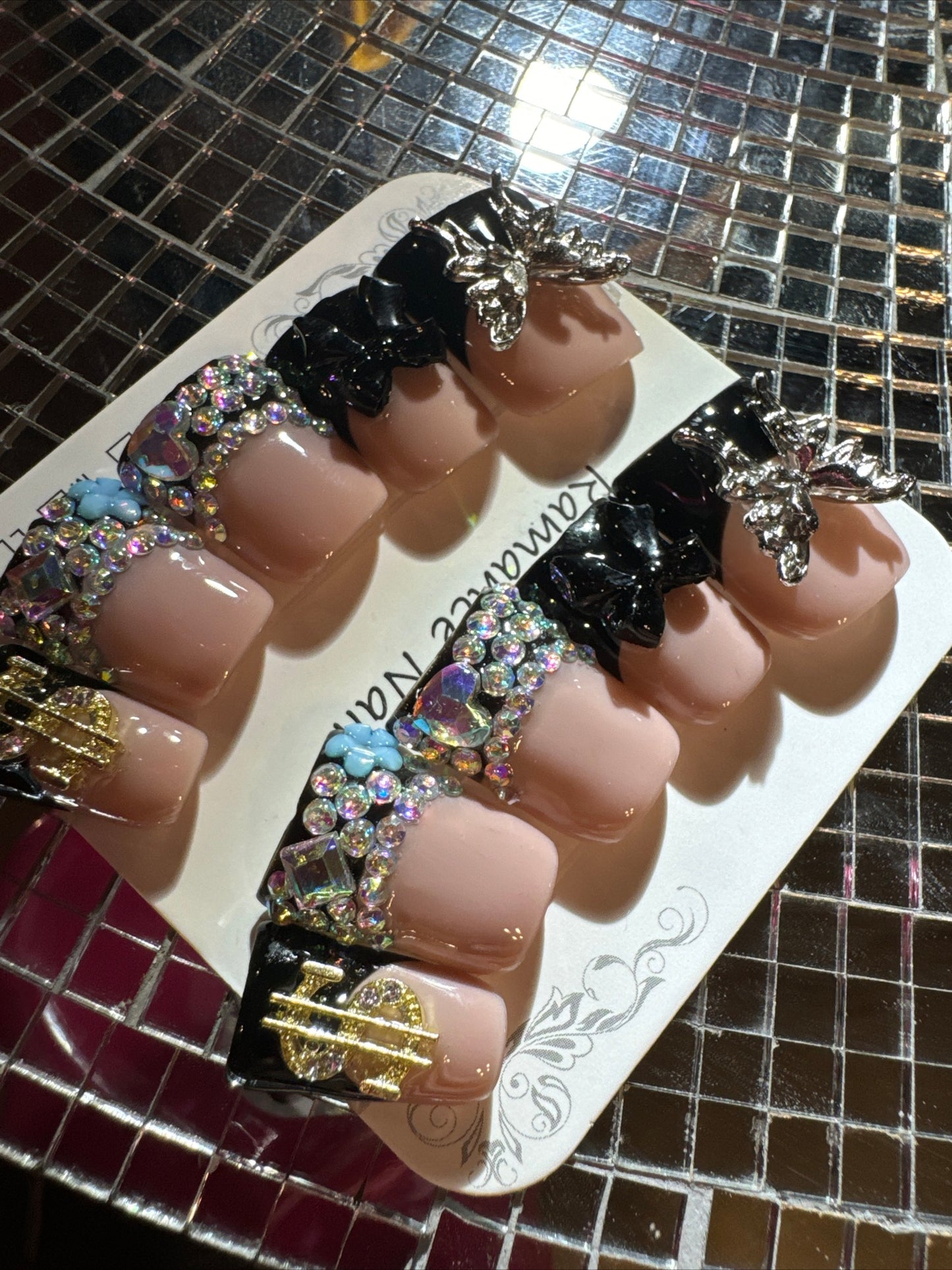 🎀 black tip duck 🦆 short 💅