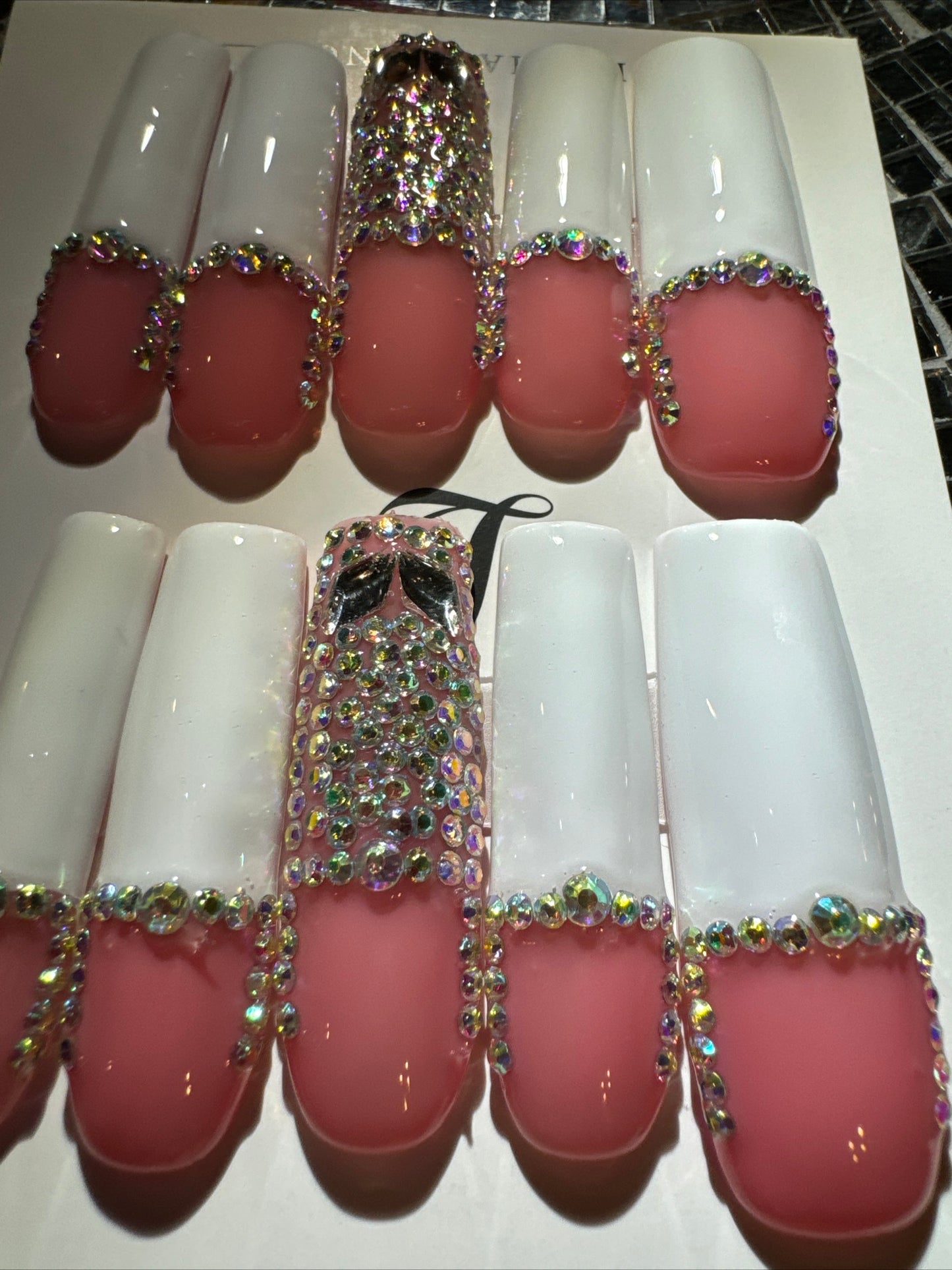 ๐french square nails ๐