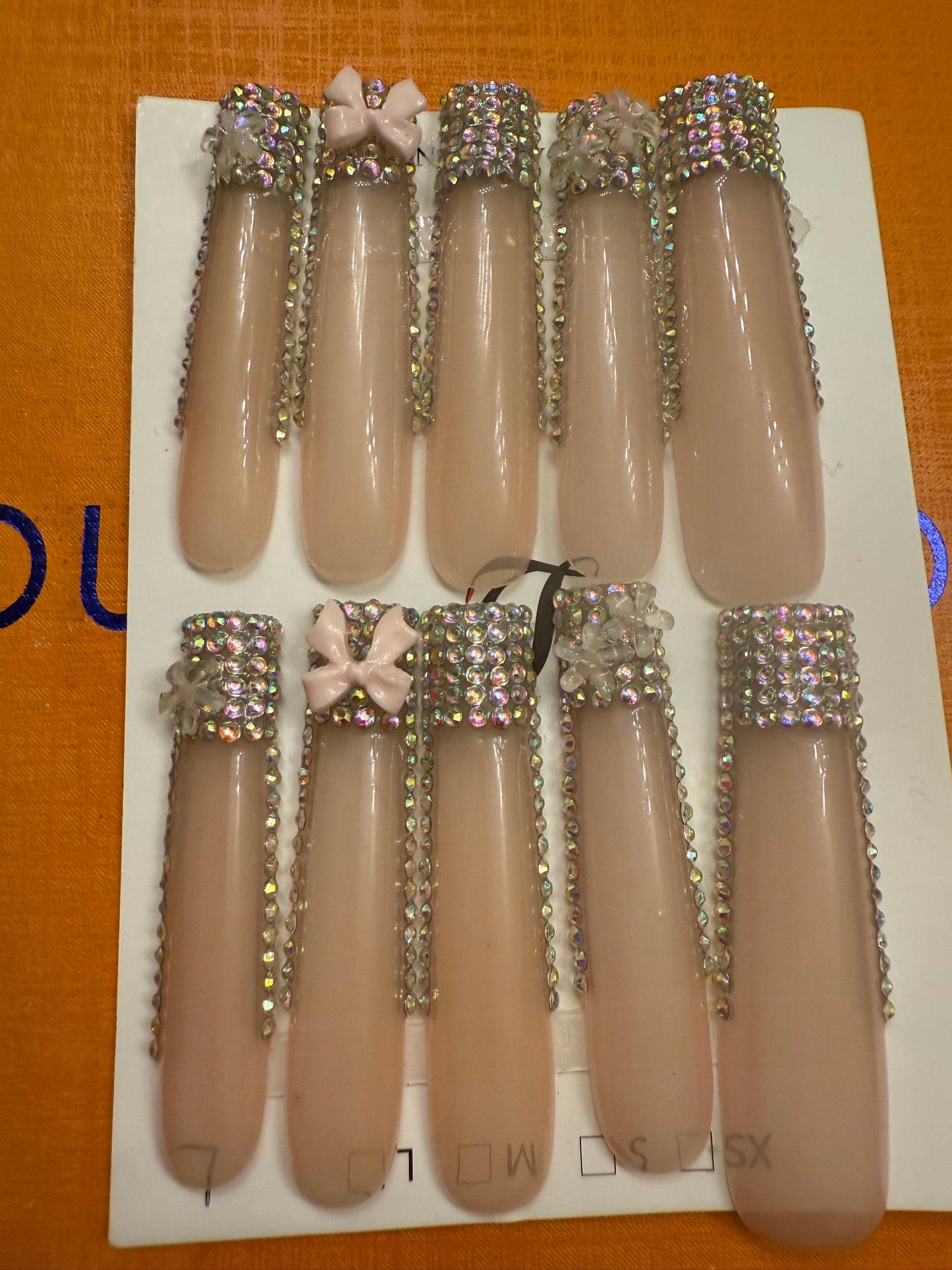 🎀 long clear punk rhinestones bow tip 💅