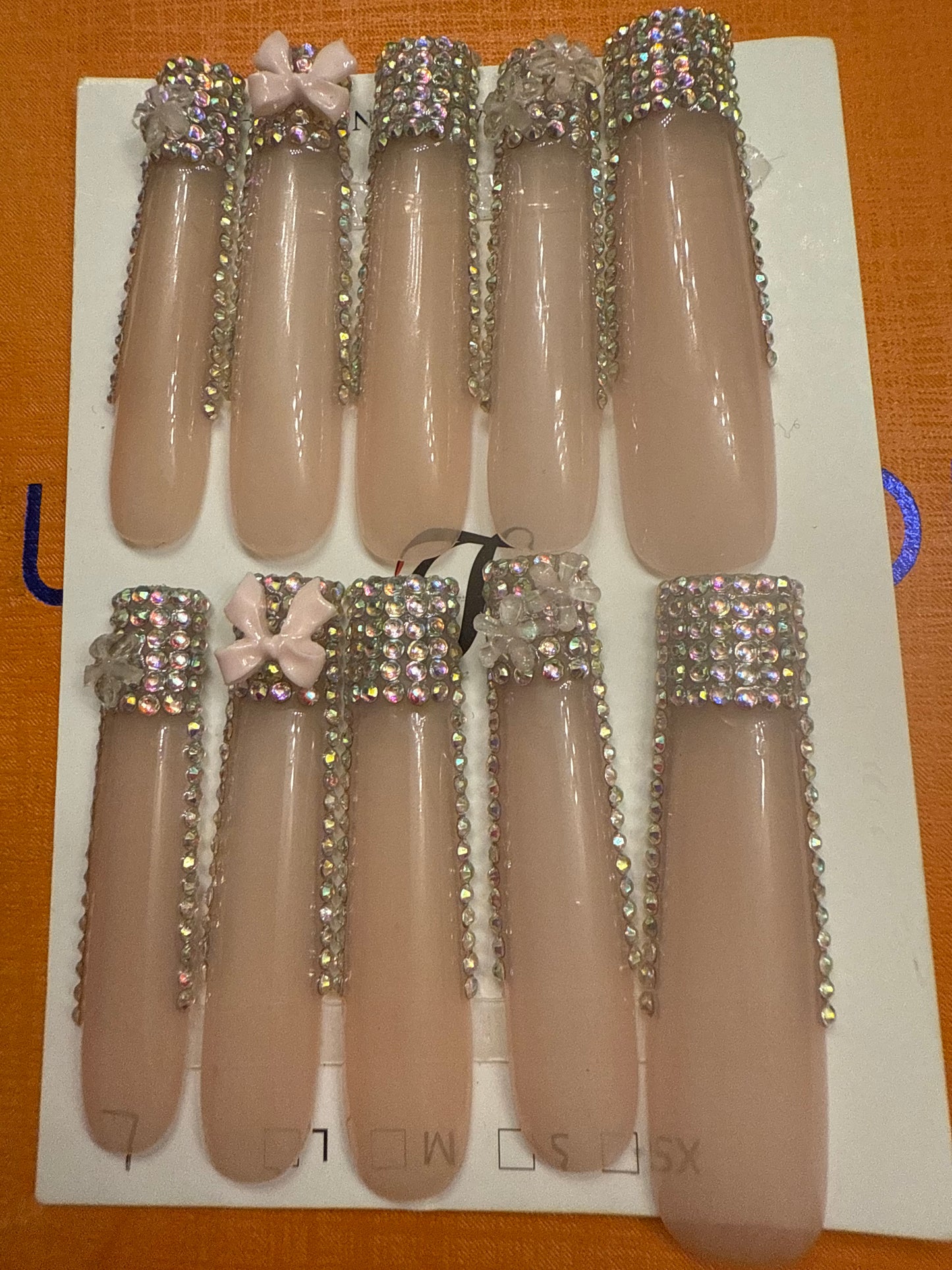 🎀 long clear punk rhinestones bow tip 💅
