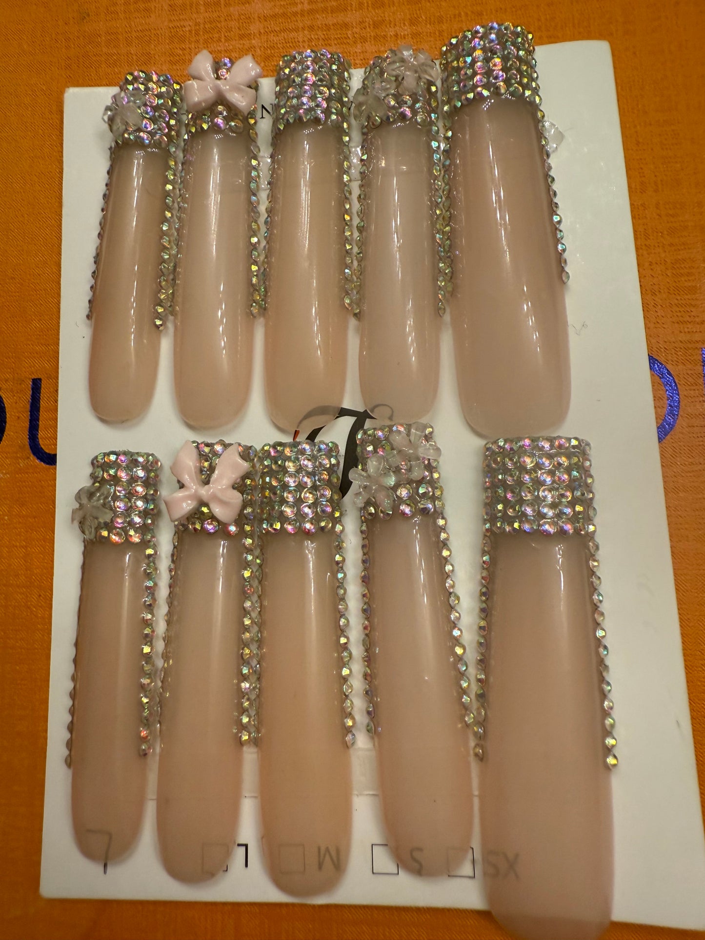 🎀 long clear punk rhinestones bow tip 💅