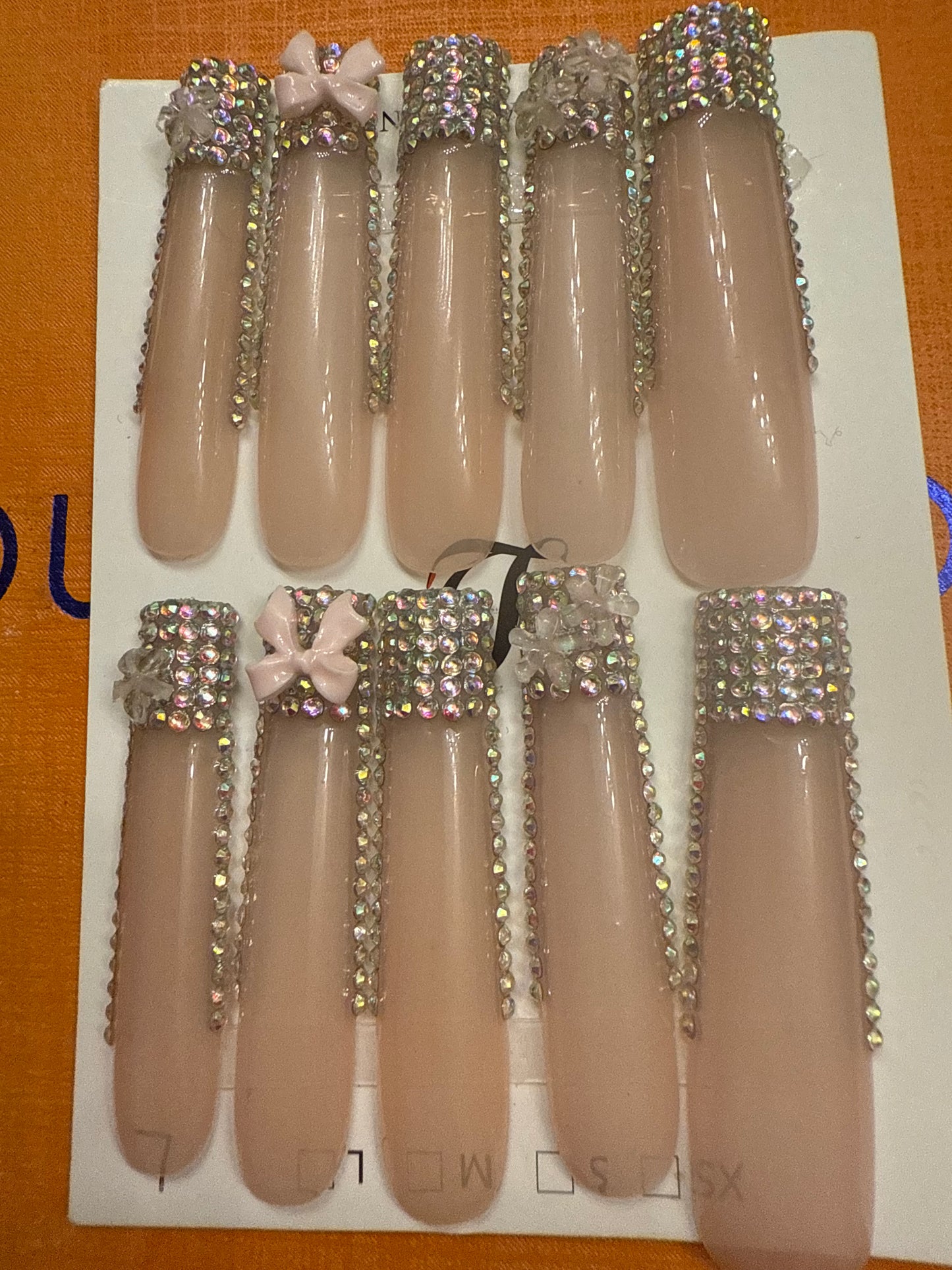🎀 long clear punk rhinestones bow tip 💅