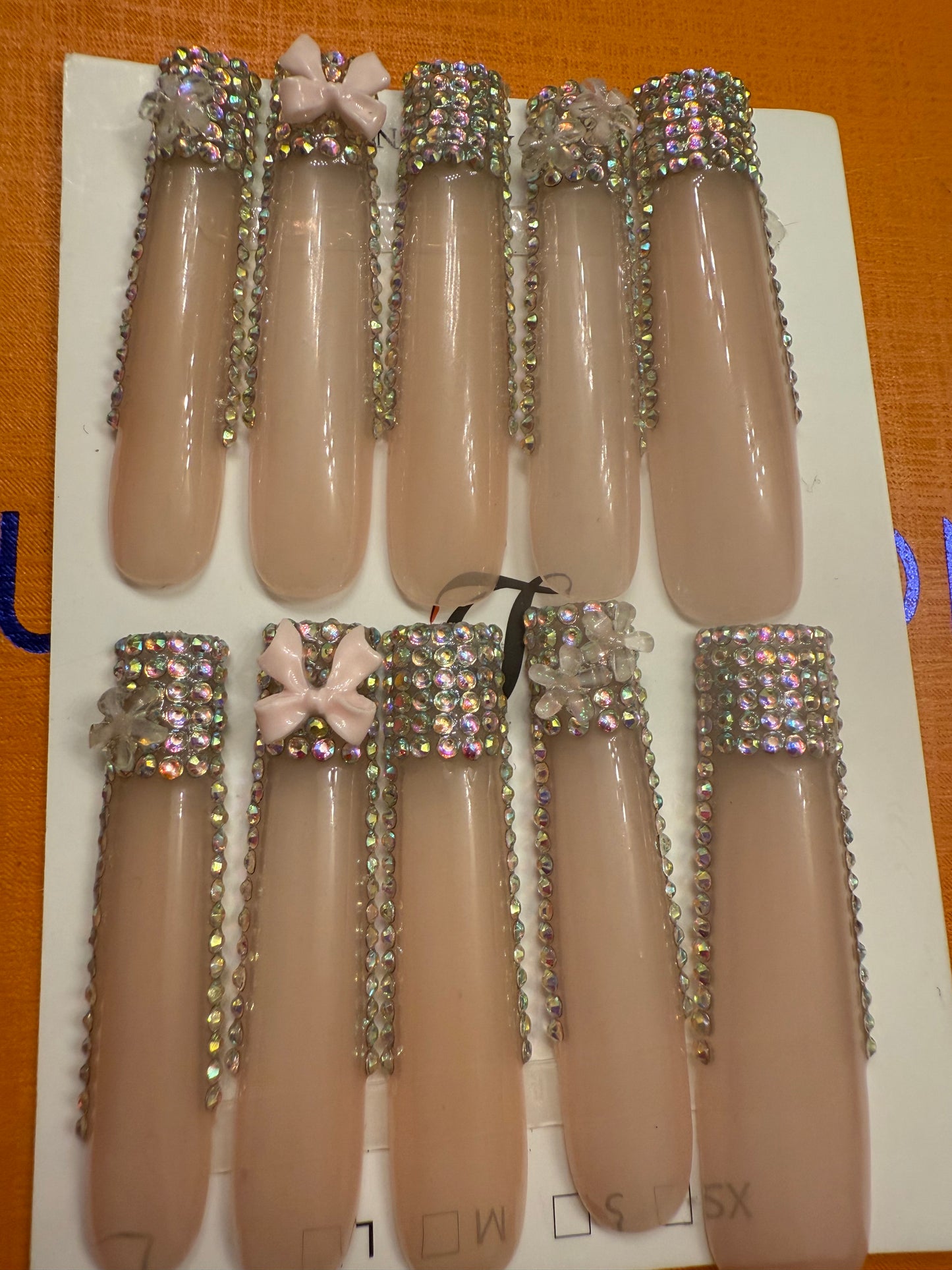 🎀 long clear punk rhinestones bow tip 💅