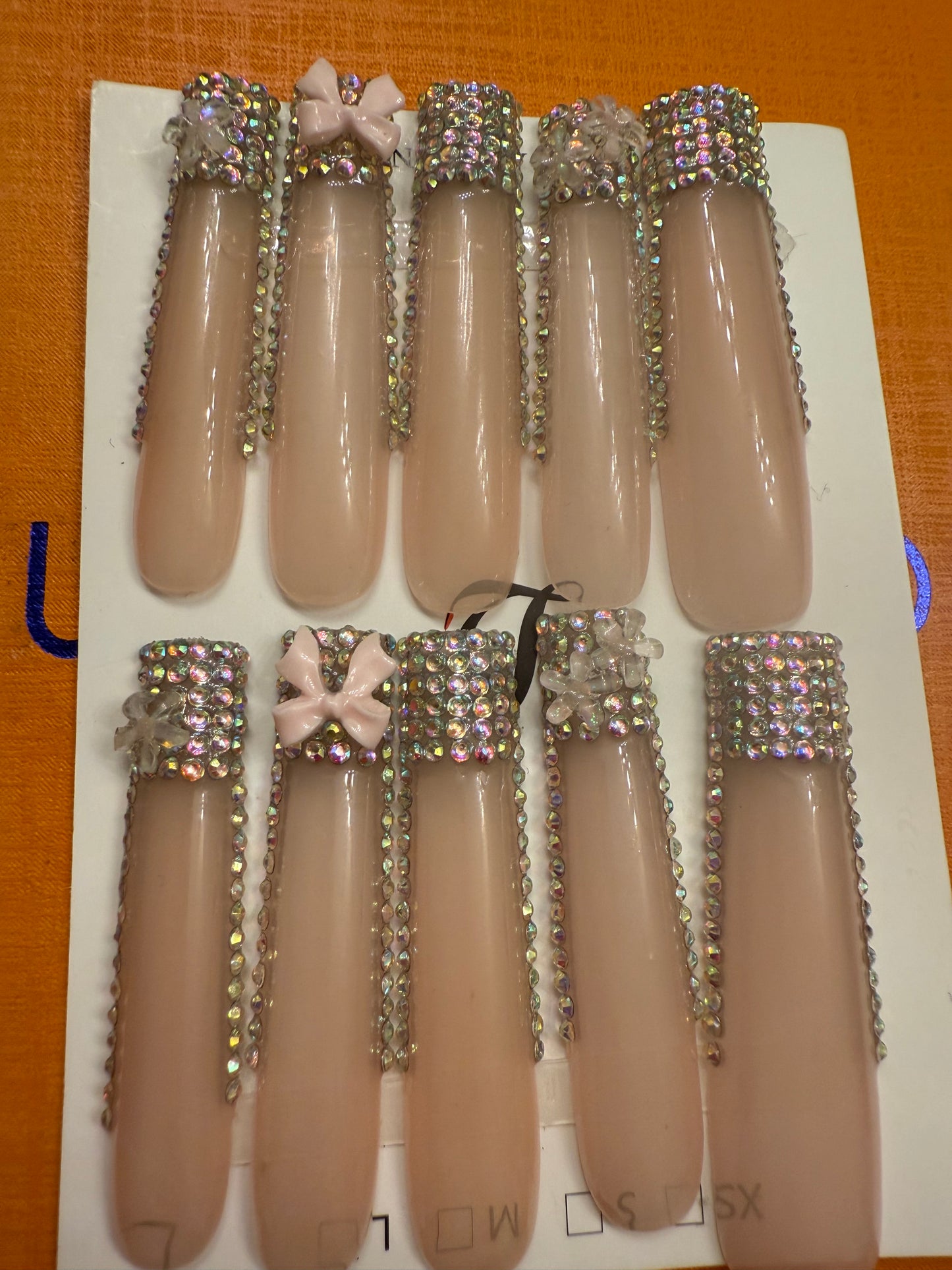 🎀 long clear punk rhinestones bow tip 💅