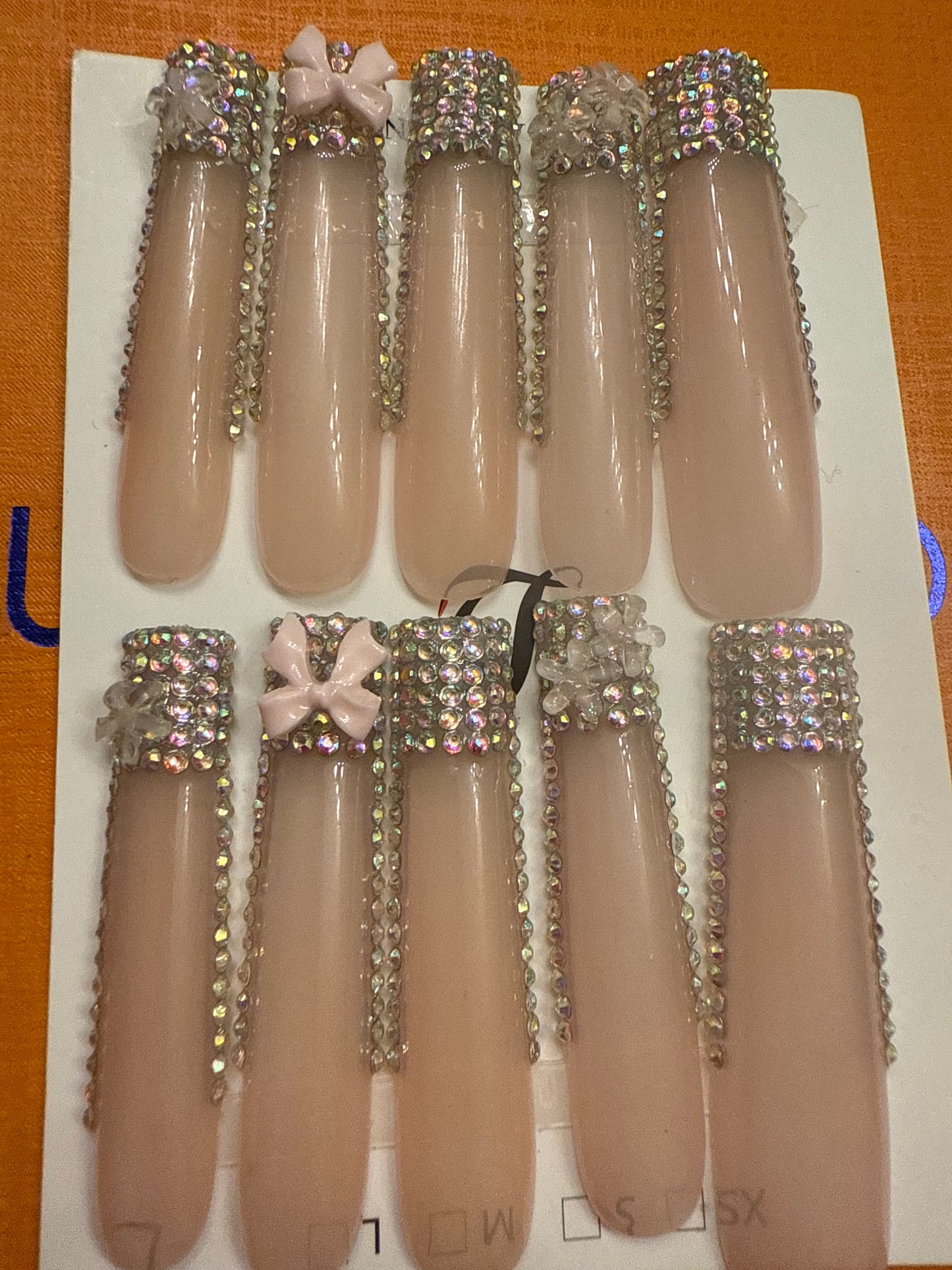 🎀 long clear punk rhinestones bow tip 💅