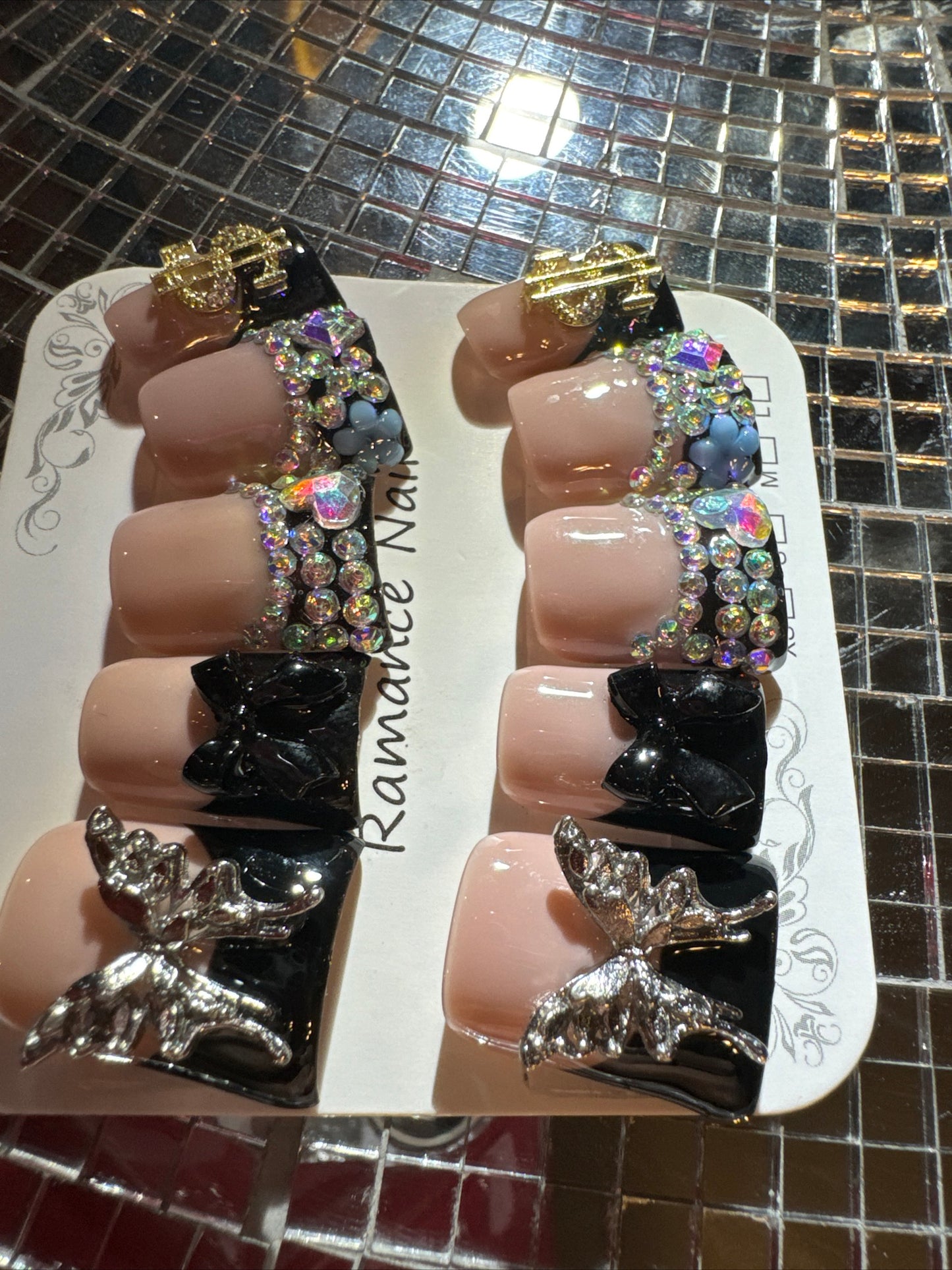 🎀 black tip duck 🦆 short 💅