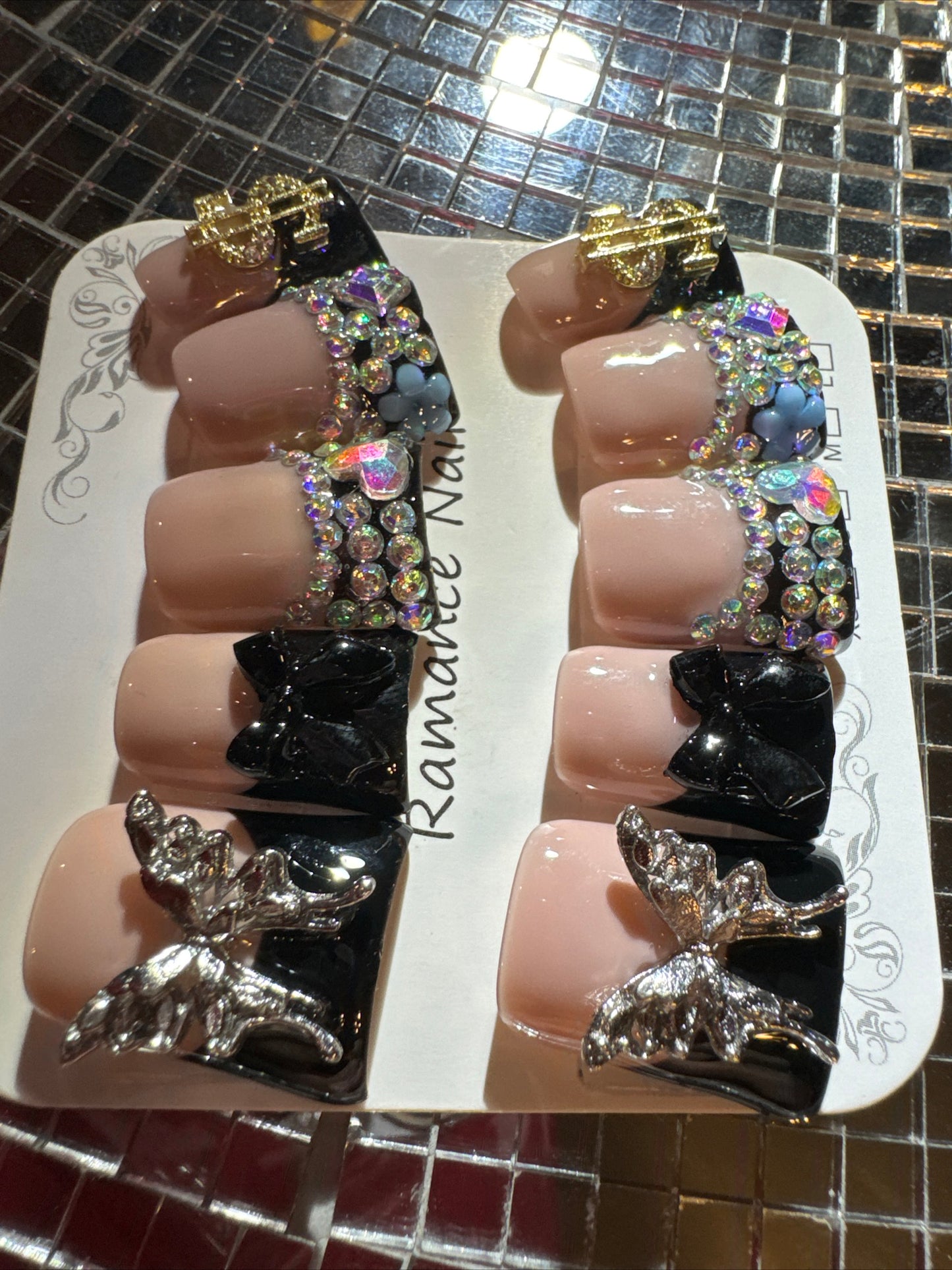 🎀 black tip duck 🦆 short 💅