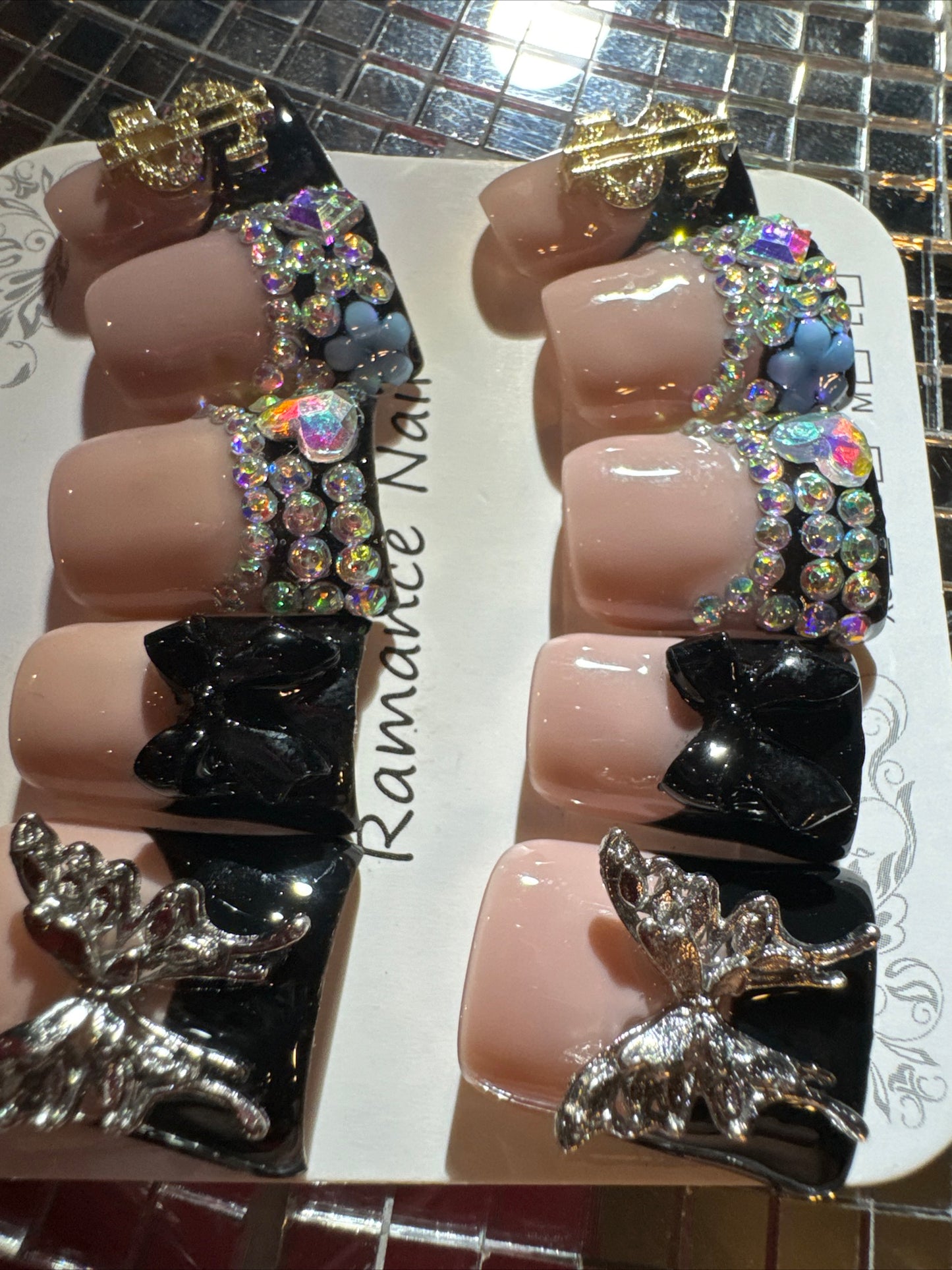 🎀 black tip duck 🦆 short 💅