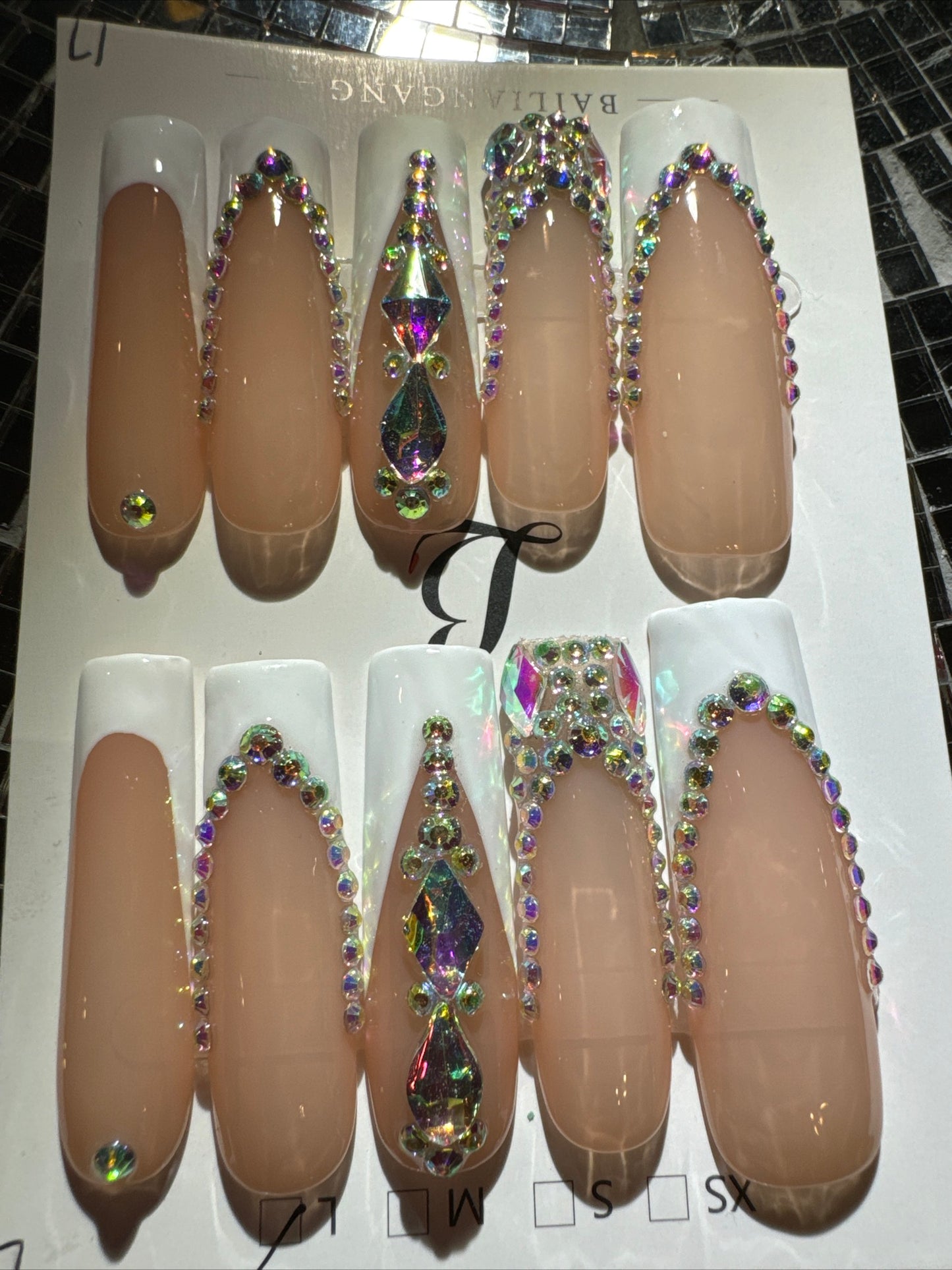 🎀nude white french  💅