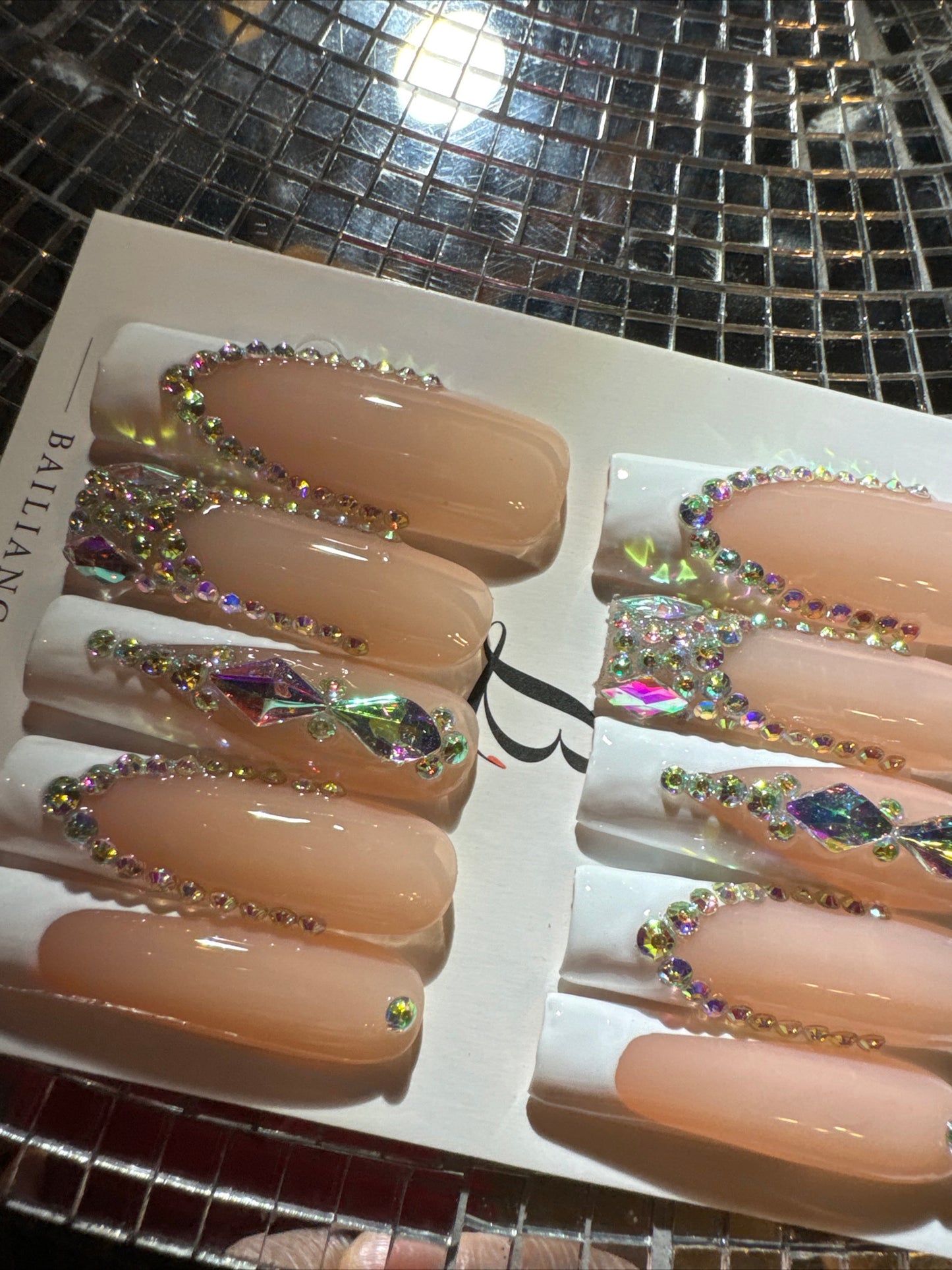 🎀nude white french  💅